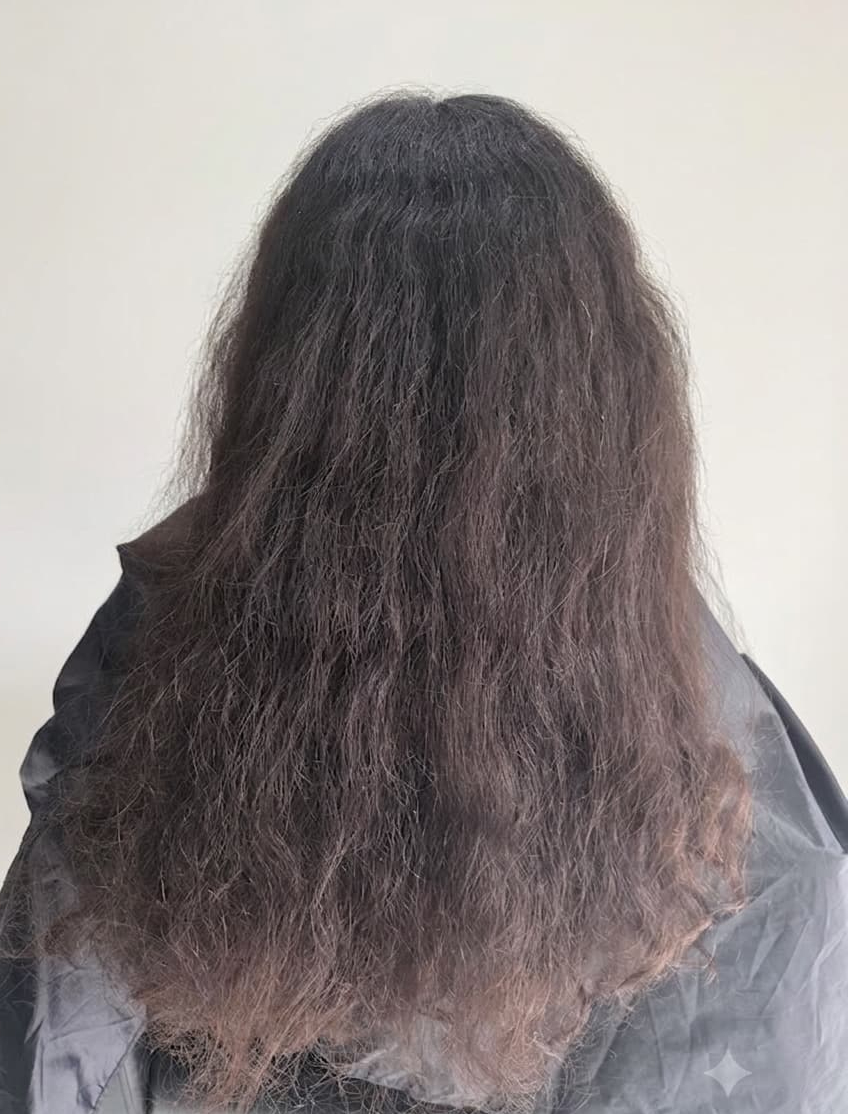 Frizz and dullness hiding natural pattern.