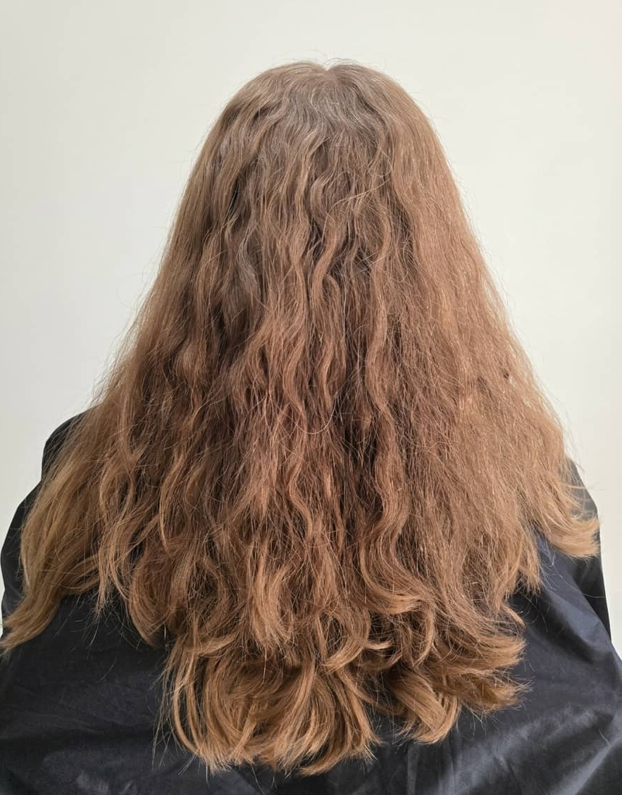 Dull, tangled texture with uneven tone.
