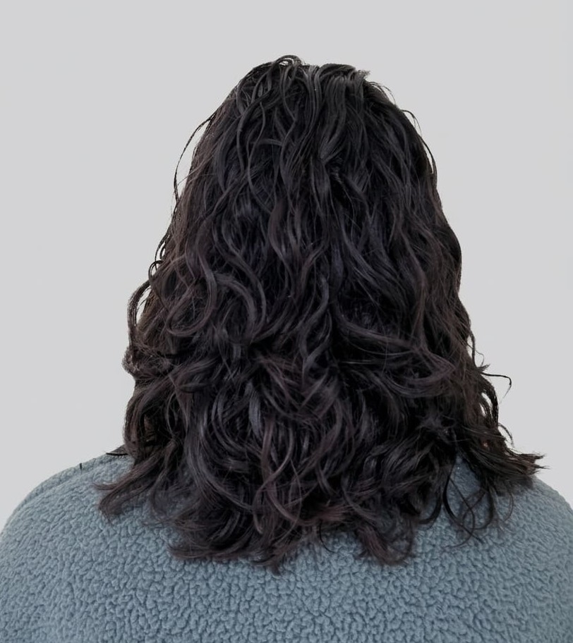 Revived curls with clarity, bounce, and natural lift.